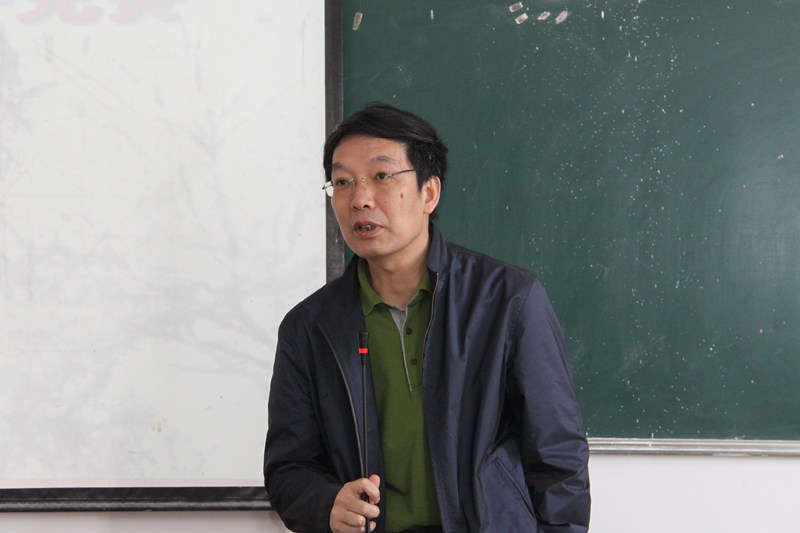 院長講話.JPG