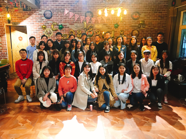 政管院研會(hui) 全體(ti) 成員合影.jpg