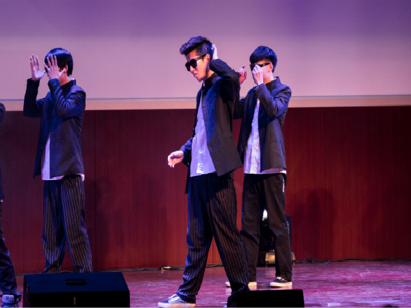 我院學生表演 .jpg