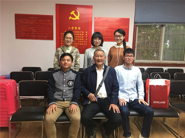 7支部黨(dang) 員尋訪潘黎明.jpg