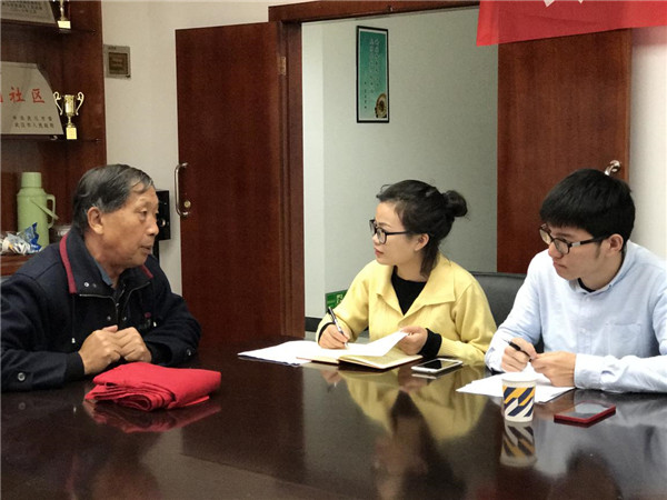 6支部黨(dang) 員尋訪駱鑫國.jpg