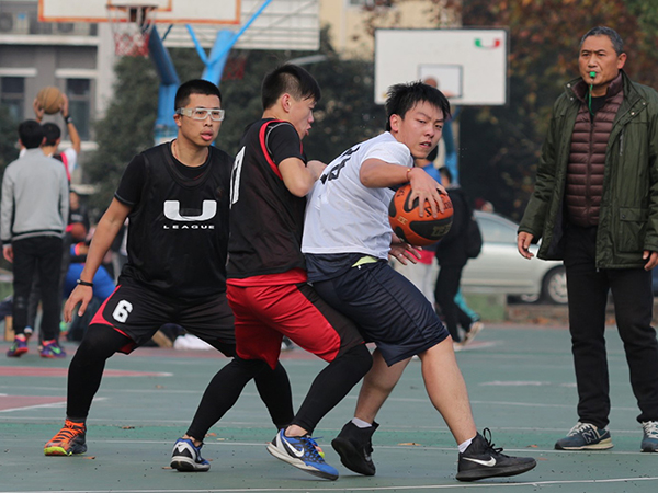 （雙方對抗十分激烈）.jpg