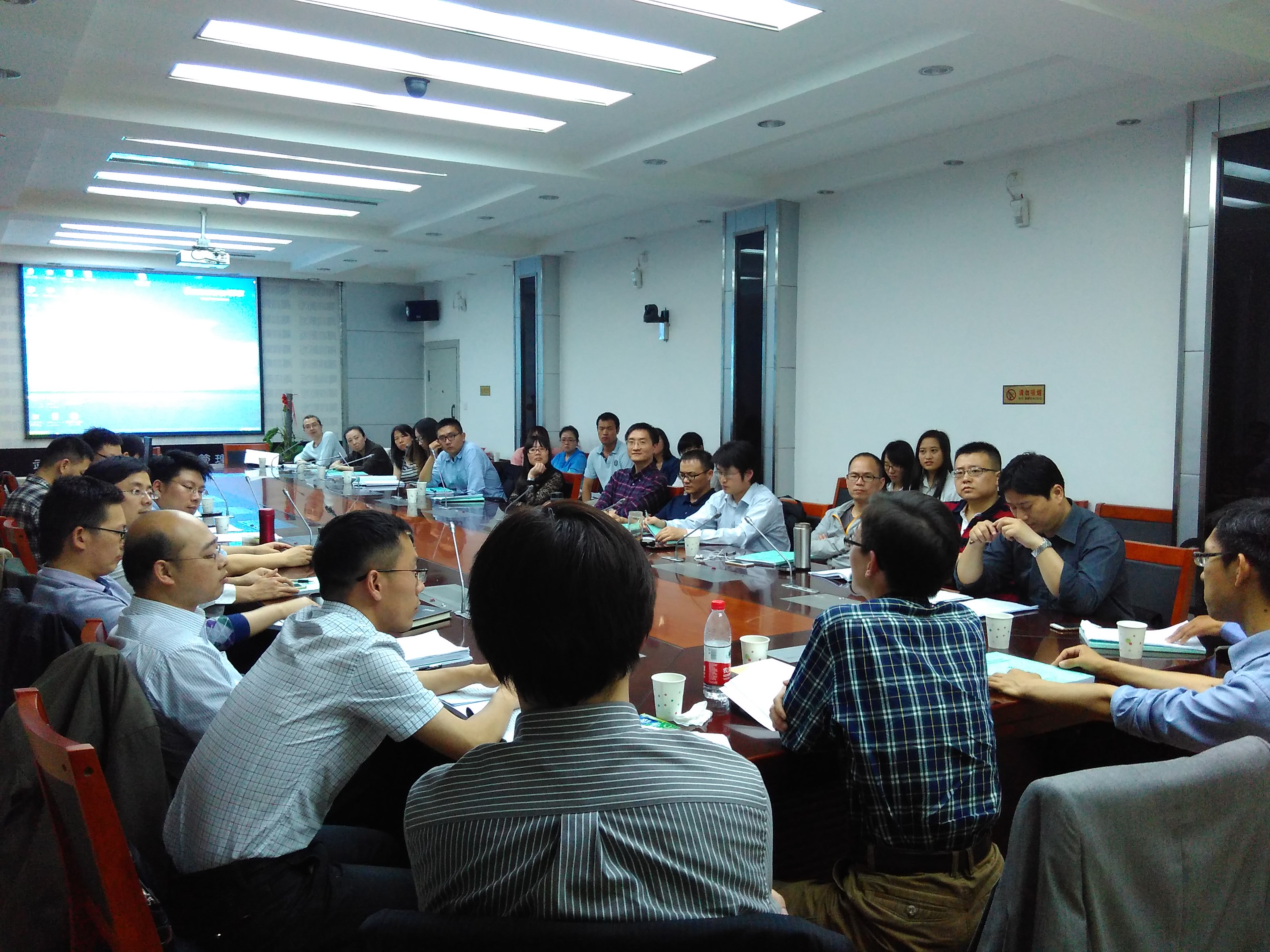 “政治心理與(yu) 行為(wei) ”研討會(hui) 照片.jpg