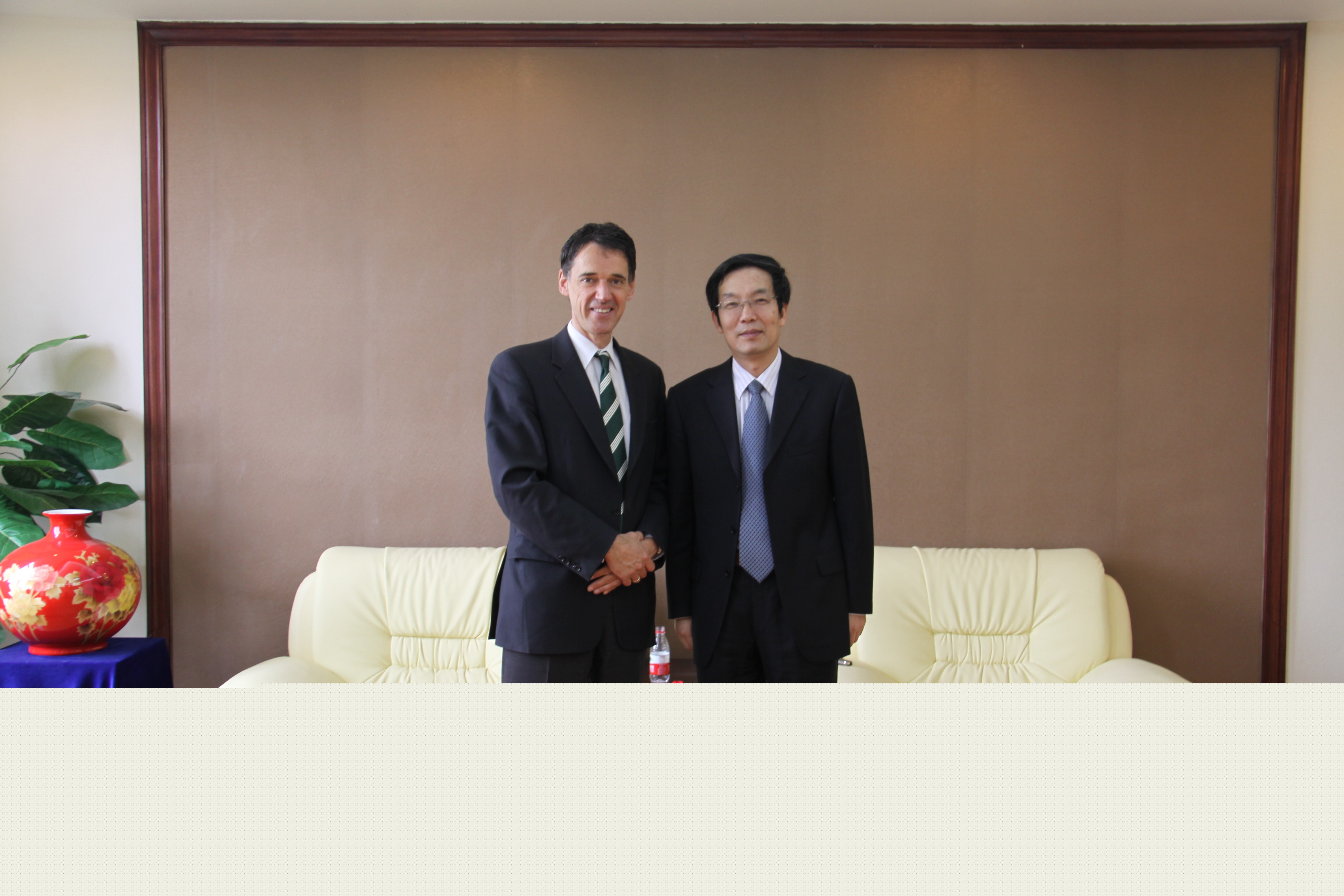 QQ圖片20140416155857.jpg